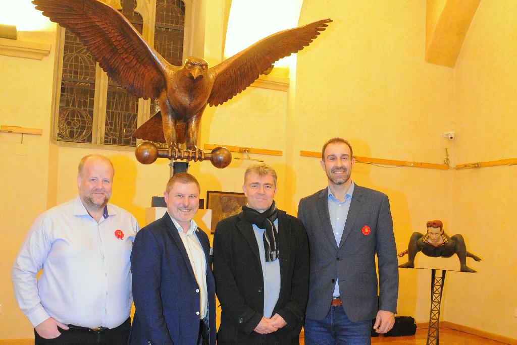 Zleva Jiří Reichl - mluvčí ČOS, Michal Burian - vzdělavatel ČOS, starosta T. J. Sokol Nusle Jiří Rejzek a starosta Prahy 4 Ondřej Kubín. Foto: MČ Praha 4