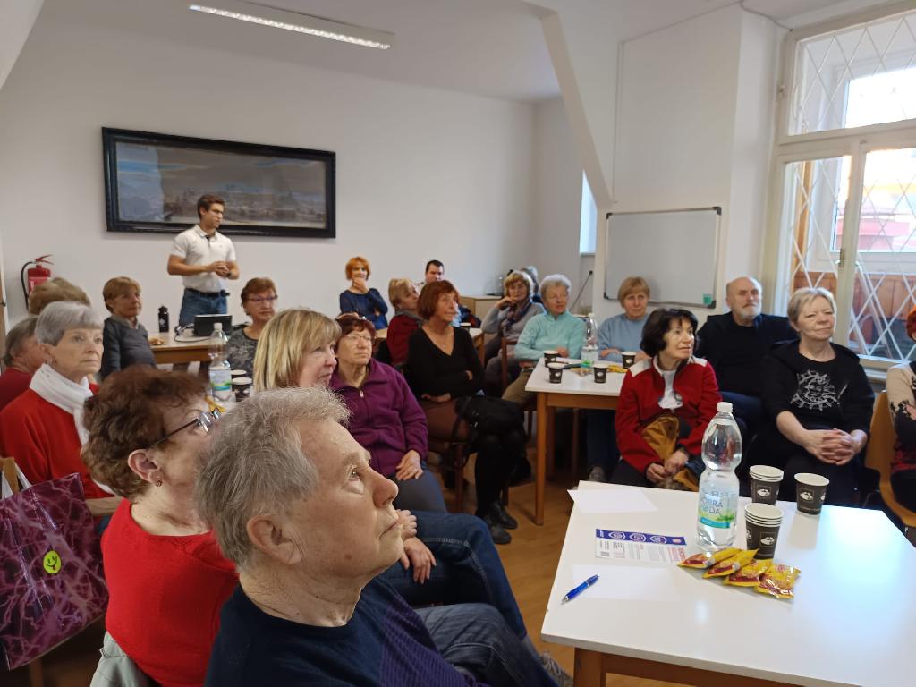 Seniorská akademie, seminář v Sokole v Praze na Břevnově