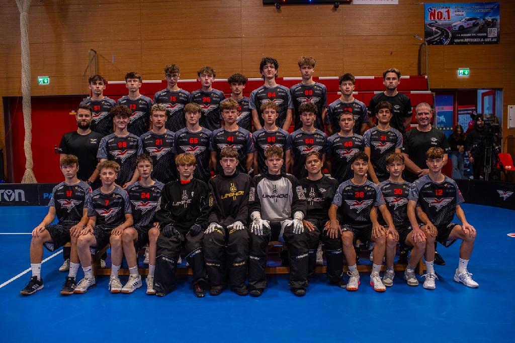 Sokolští mistři ČR ve florbale U17, Pardubice