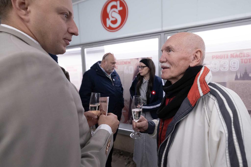Výstava sokolové proti totalitě zahájení