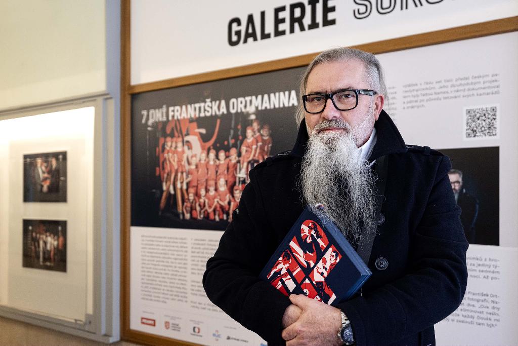 vernisáž Sedm dní Františka Ortmanna