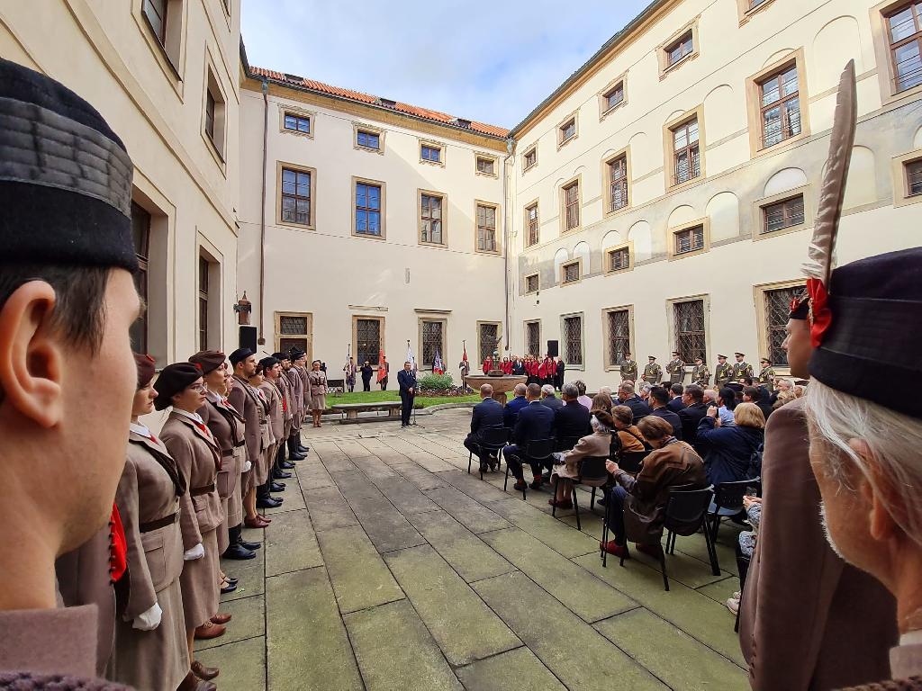 Památný den sokolstva - pieta Michnův palác
