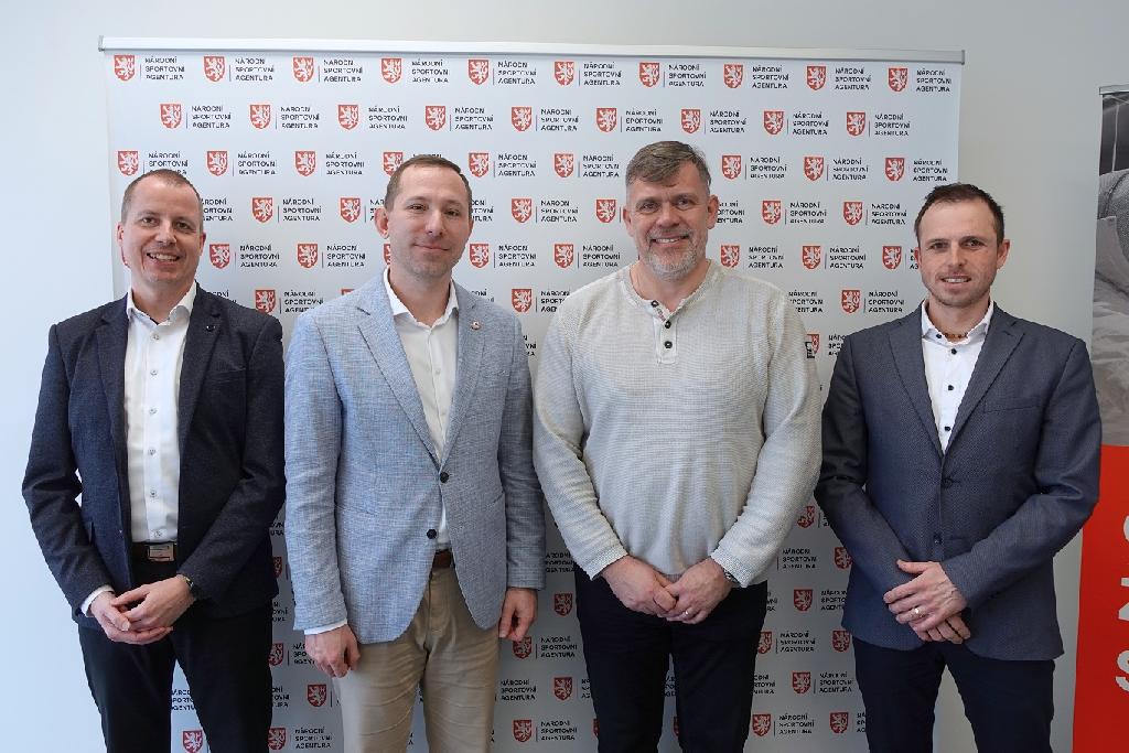 Starosta ČOS Martin Chlumský se 1. dubna 2026 sešel s předsedou NSA Karlem Kovářem, foto: NSA